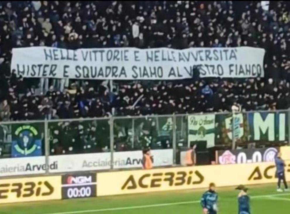 国际米兰沉默抗议!意甲裁判承认误判却不改结果,VAR公信力已经崩塌?